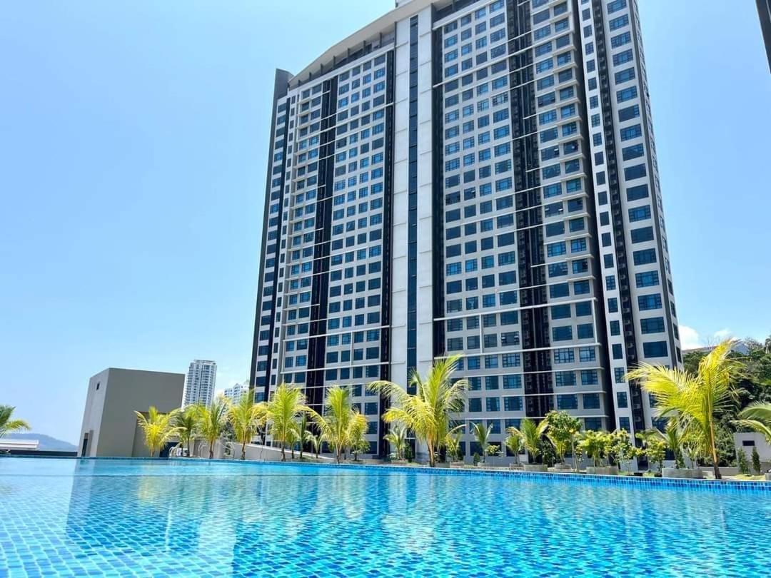 Jesselton Quay Sea View Hotel Kota Kinabalu Exterior foto